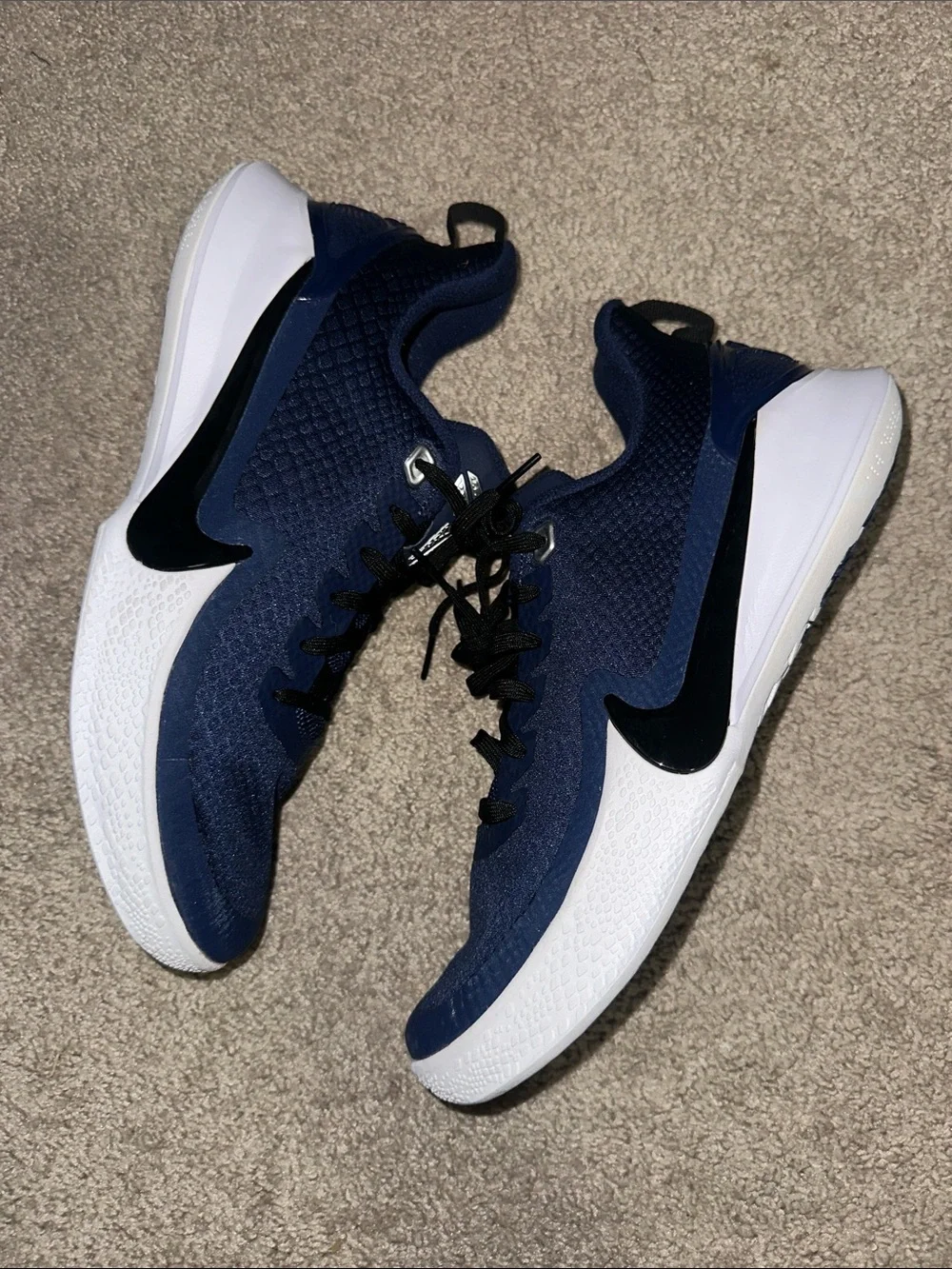 Nike Mamba Focus TB Kobe size 9.5 Midnight Navy AT1214 401 EUC Basketball Shoes